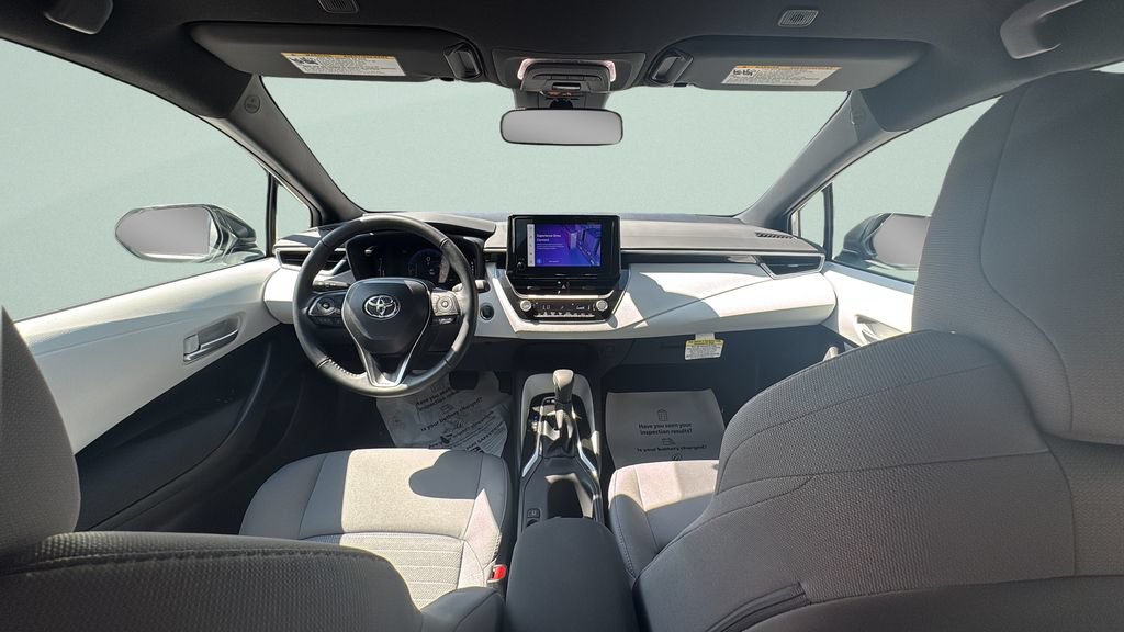 2026 Toyota Corolla SE - Photo 11