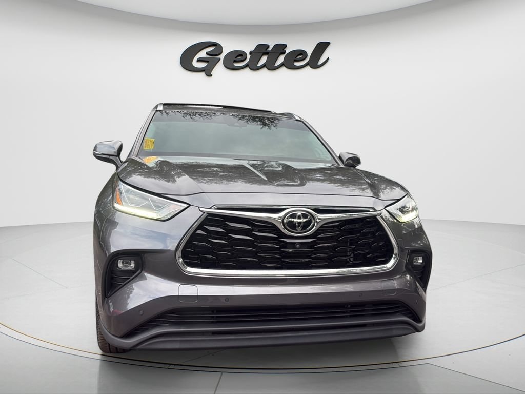 Certified 2021 Toyota Highlander Limited SUV