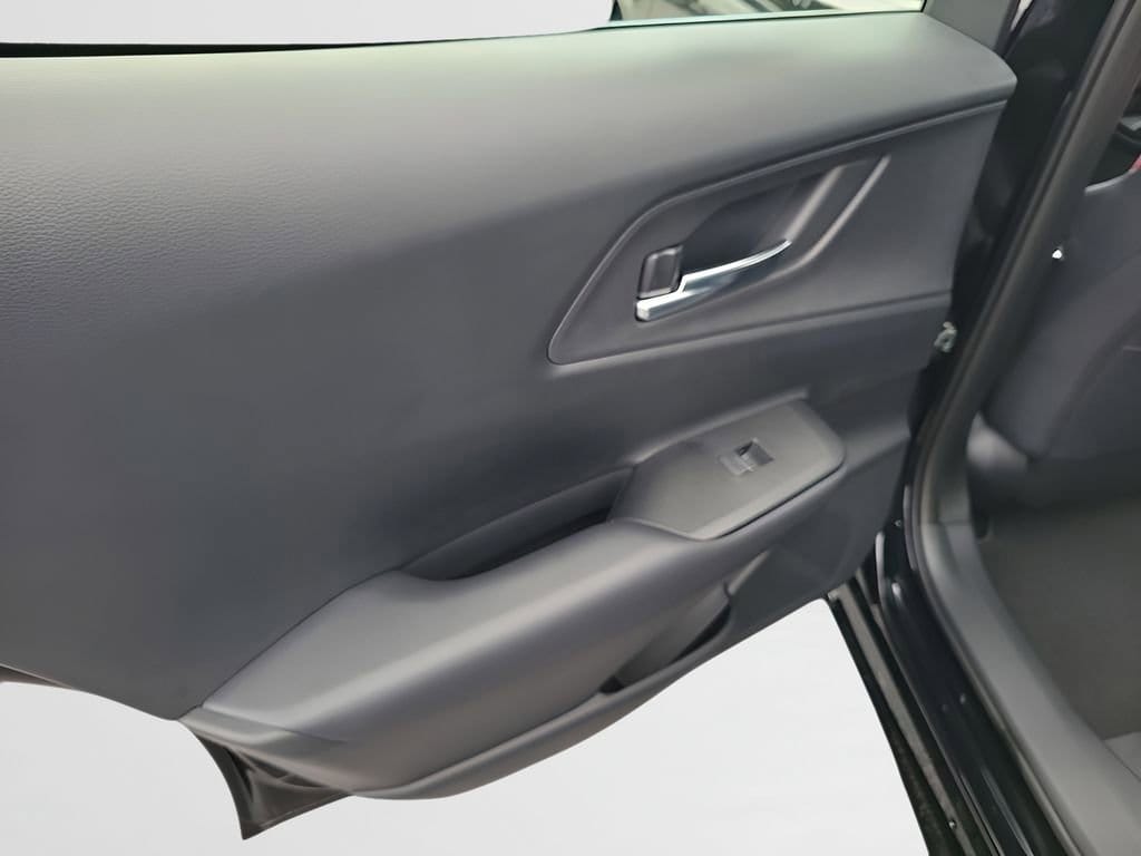 2026 Toyota Prius Plug-in Hybrid XSE Premium - Photo 8