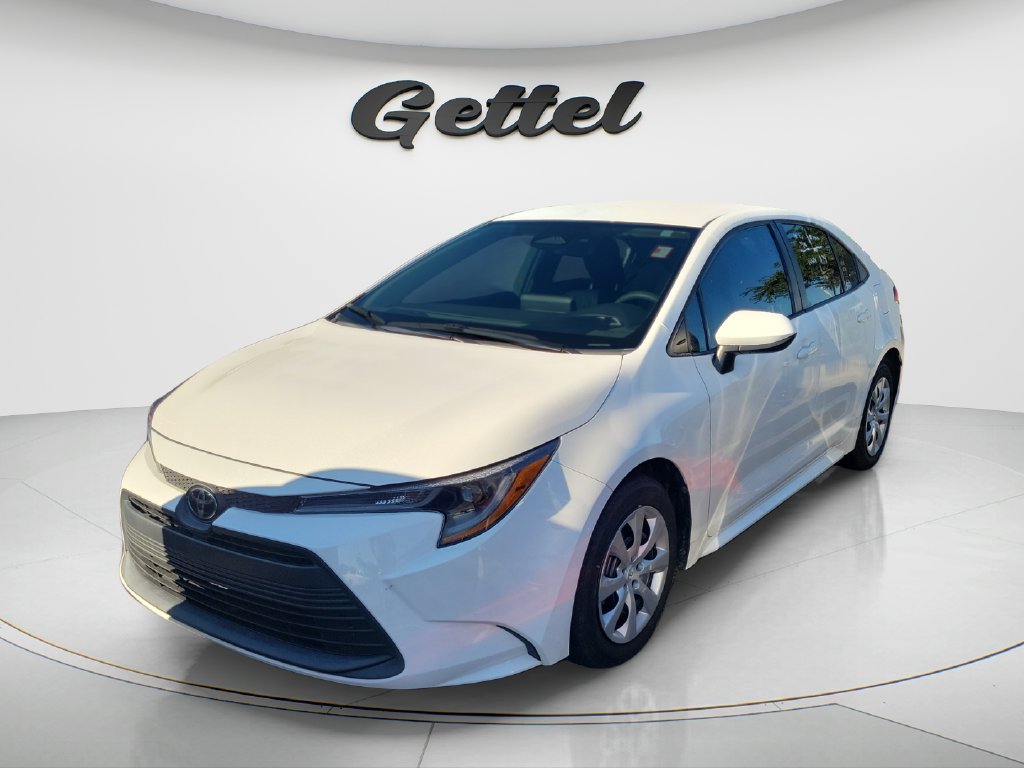 Certified 2025 Toyota Corolla LE Sedan