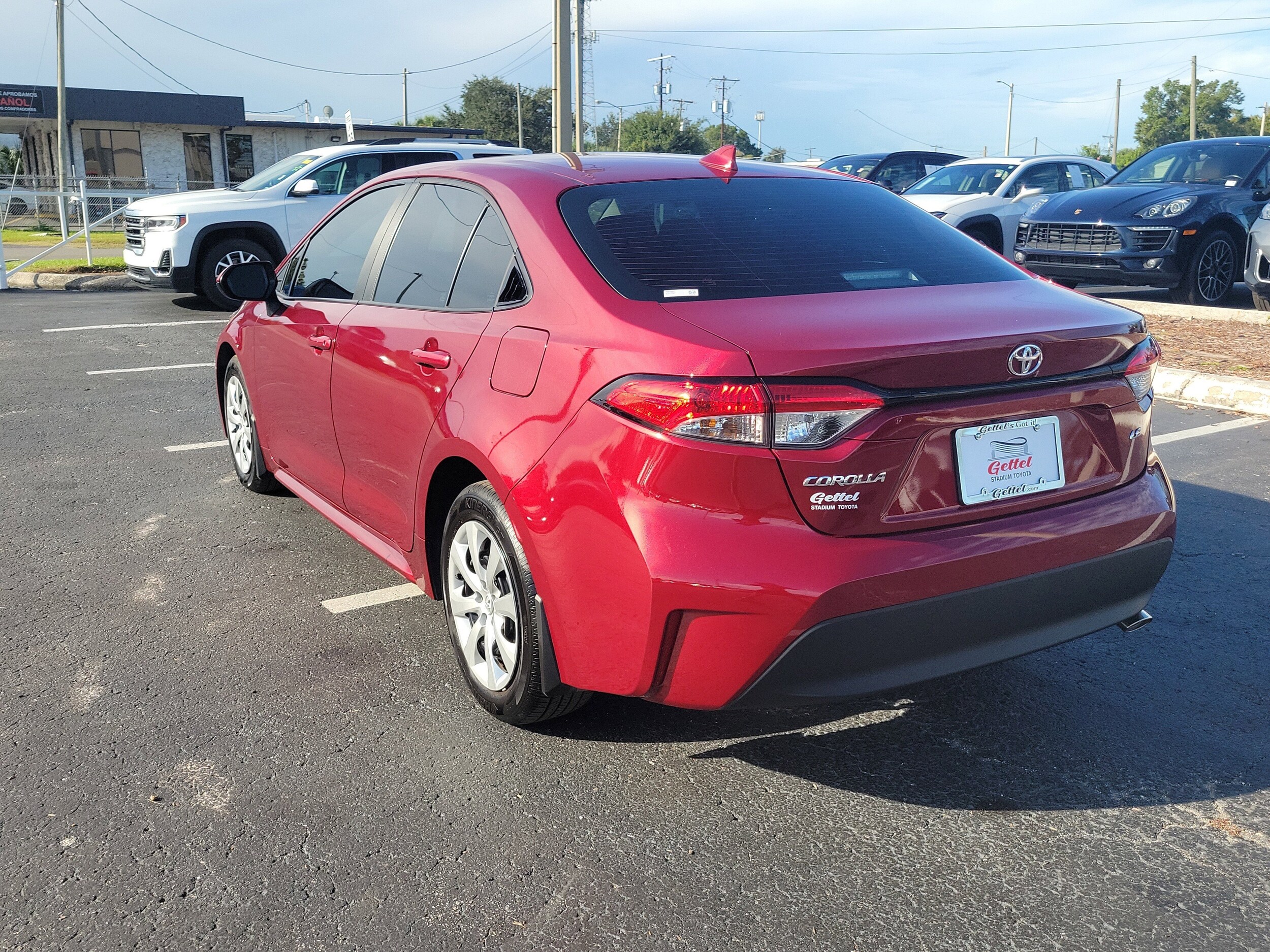 2025 Toyota Corolla LE photo 4
