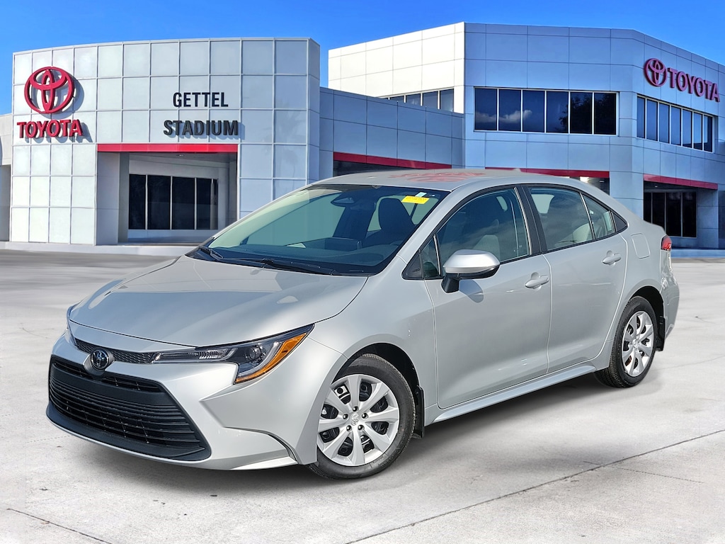 Certified 2025 Toyota Corolla LE Sedan