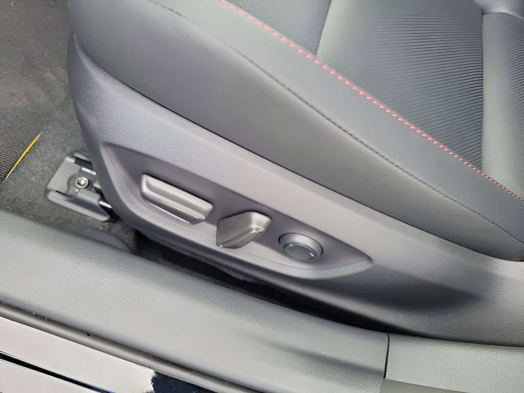 2026 Toyota Prius Plug-in Hybrid XSE Premium - Photo 18