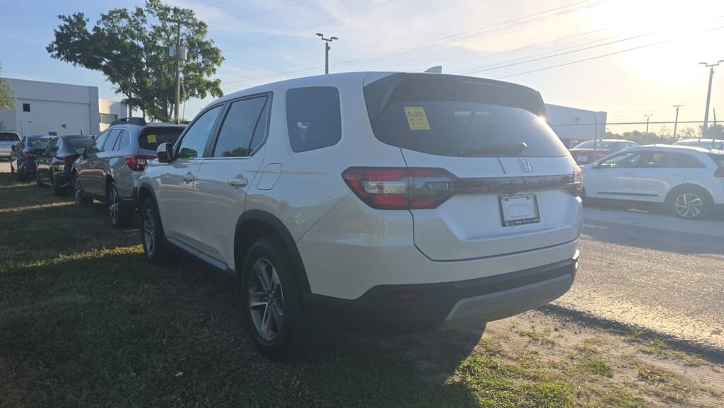 Used 2023 Honda Pilot EX-L 7 Passenger SUV