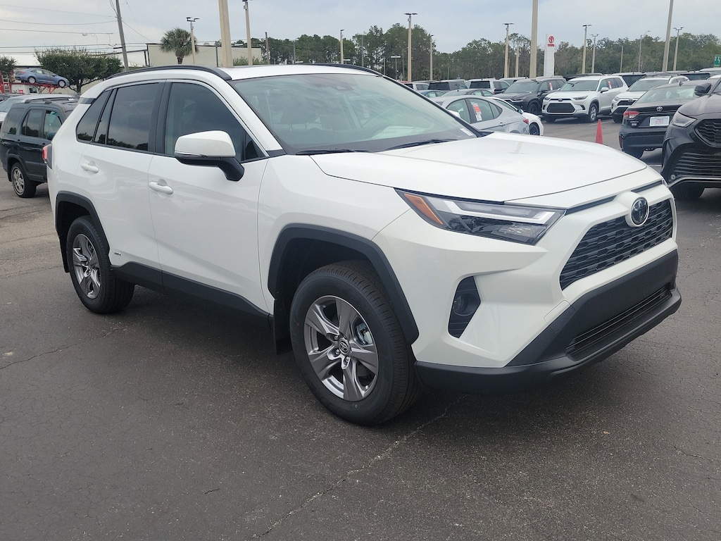 New 2025 Toyota RAV4 Hybrid XLE SUV