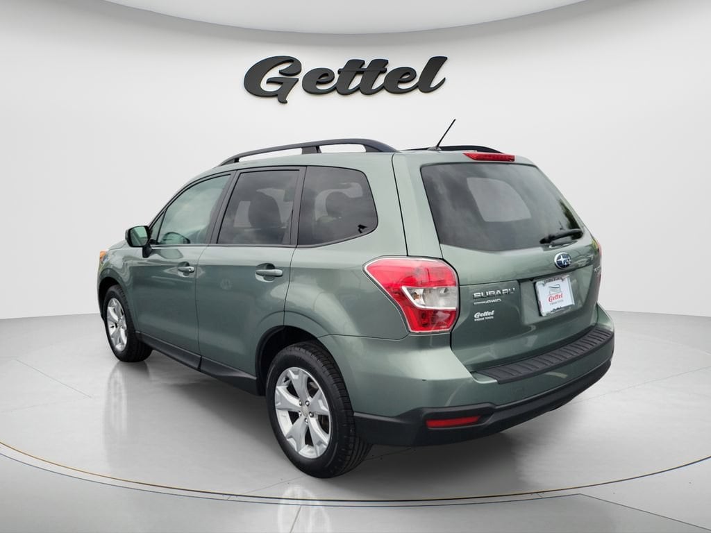 Used 2015 Subaru Forester 2.5i Premium (CVT) SUV