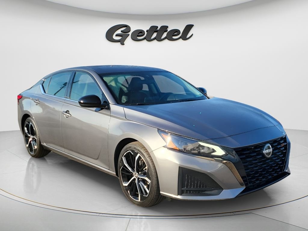 Used 2024 Nissan Altima 2.5 SR Sedan