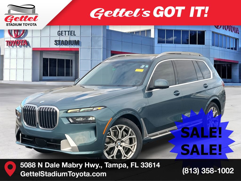 2023 BMW X7 40i's photo