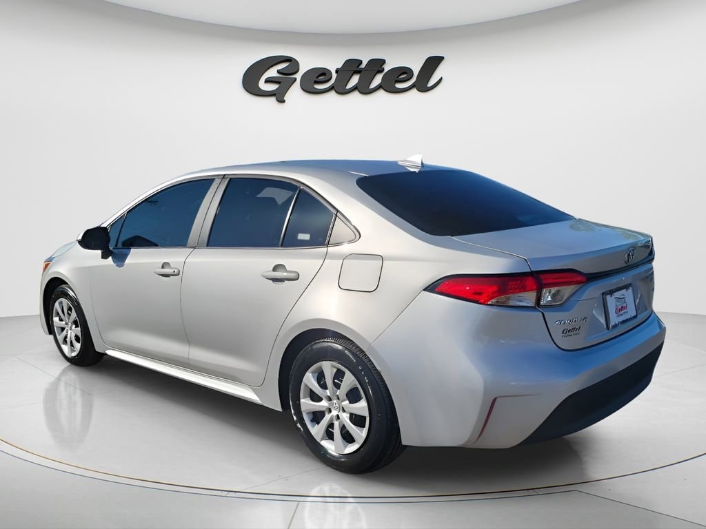 Certified 2025 Toyota Corolla LE Sedan