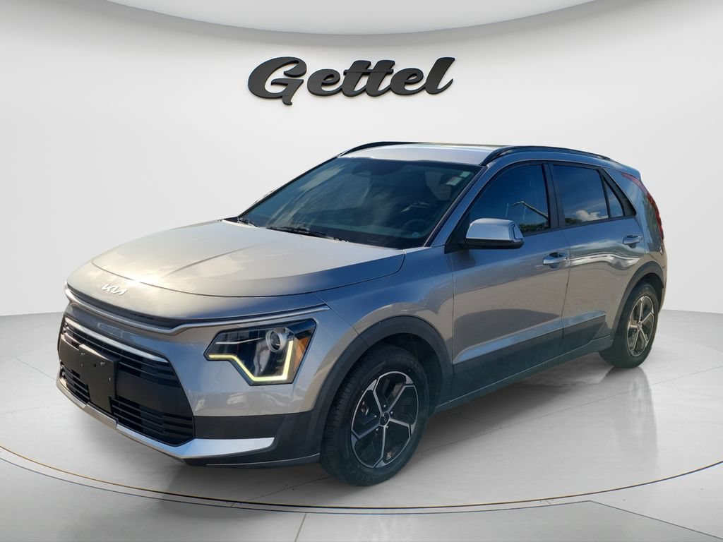 Used 2023 Kia Niro EX SUV