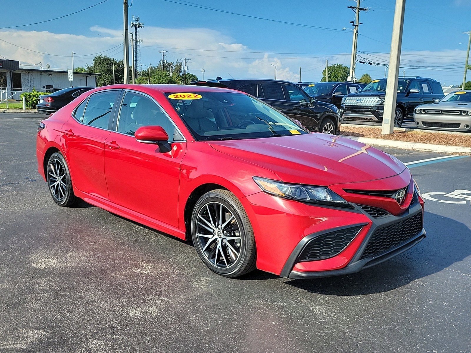 Certified 2022 Toyota Camry SE with VIN 4T1T11AK2NU011643 for sale in Tampa, FL