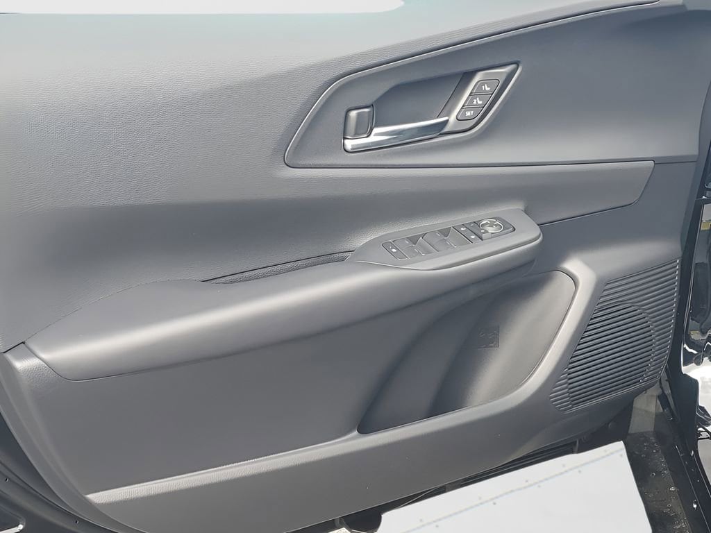 2026 Toyota Prius Plug-in Hybrid XSE Premium - Photo 18