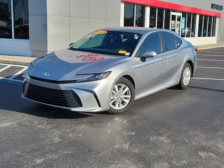 2025 Toyota Camry LE Sedan