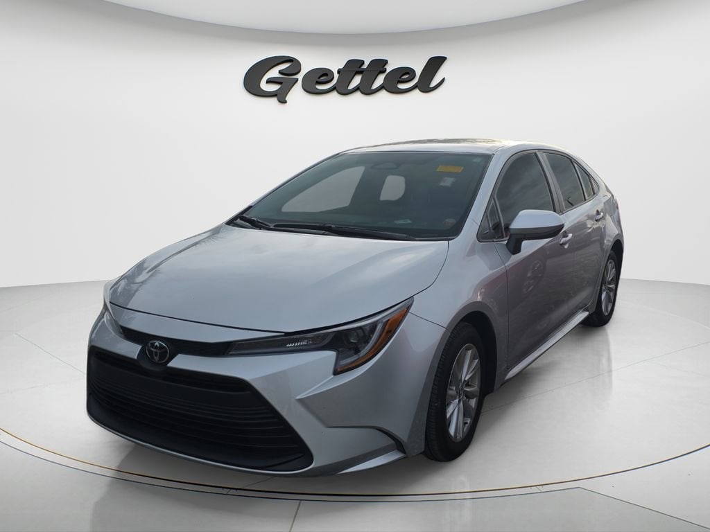 2024 Toyota Corolla LE CVT's photo