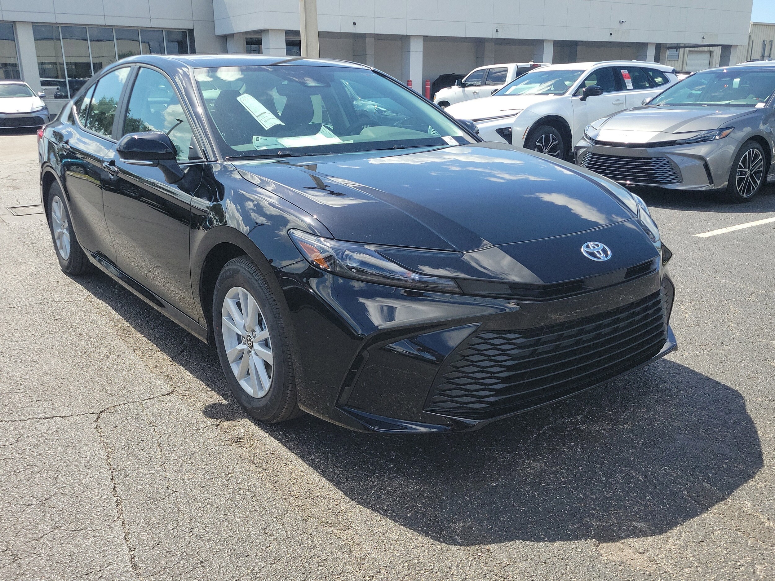 2026 Toyota Camry LE photo 2