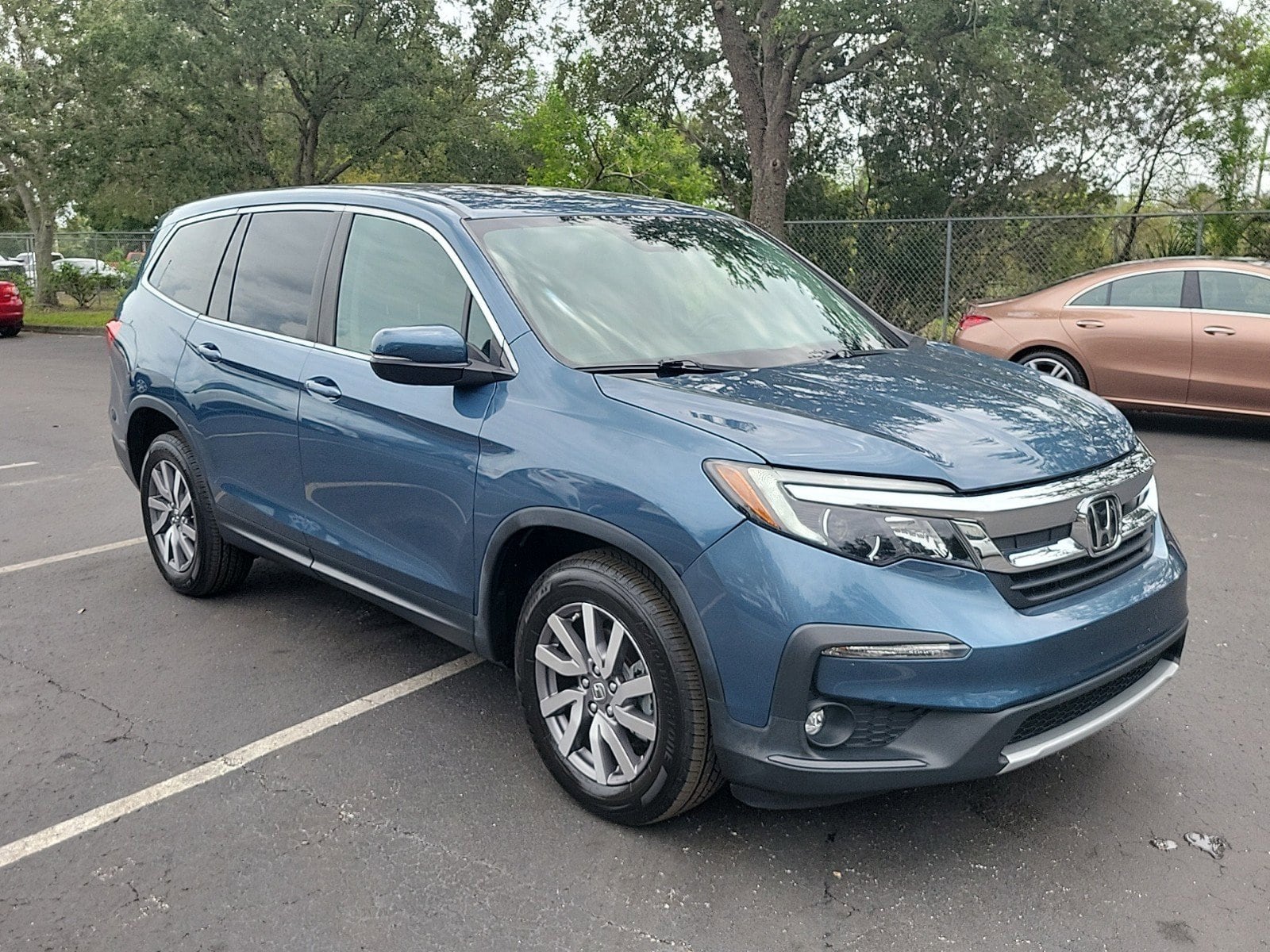 Used 2019 Honda Pilot EX-L with VIN 5FNYF6H54KB033897 for sale in Tampa, FL