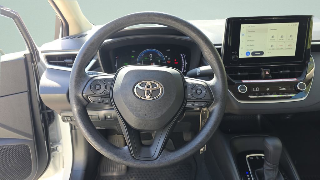 2026 Toyota Corolla LE - Photo 12