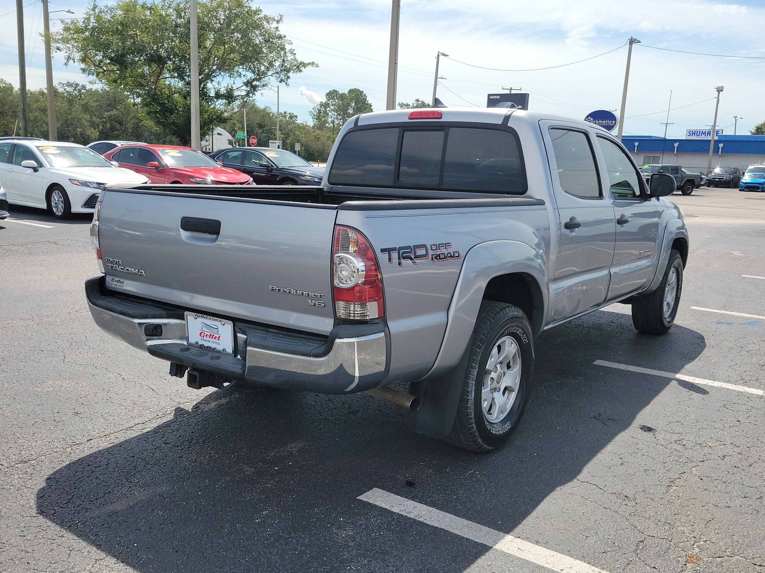 2015 Toyota Tacoma PreRunner V6 photo 3