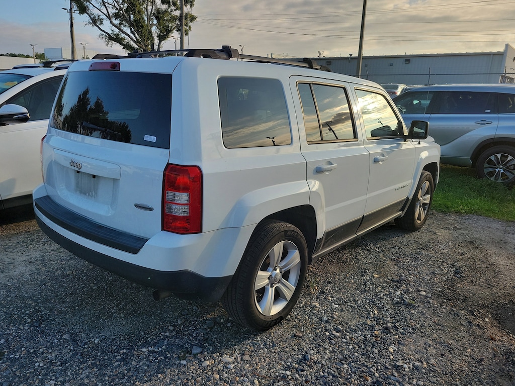 Used 2016 Jeep Patriot Latitude FWD SUV