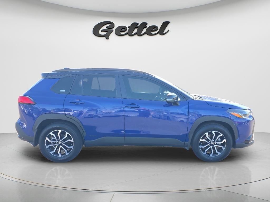 Used 2024 Toyota Corolla Cross Hybrid SE SUV