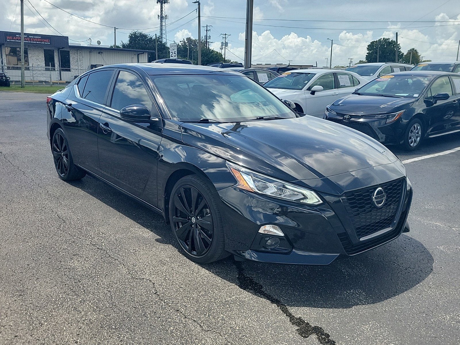 Used 2022 Nissan Altima SR with VIN 1N4BL4CV9NN301591 for sale in Tampa, FL