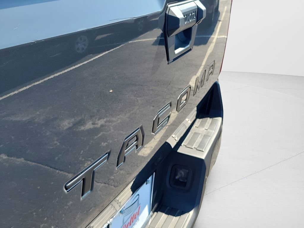2025 Toyota Tacoma TRD Off Road - Photo 8