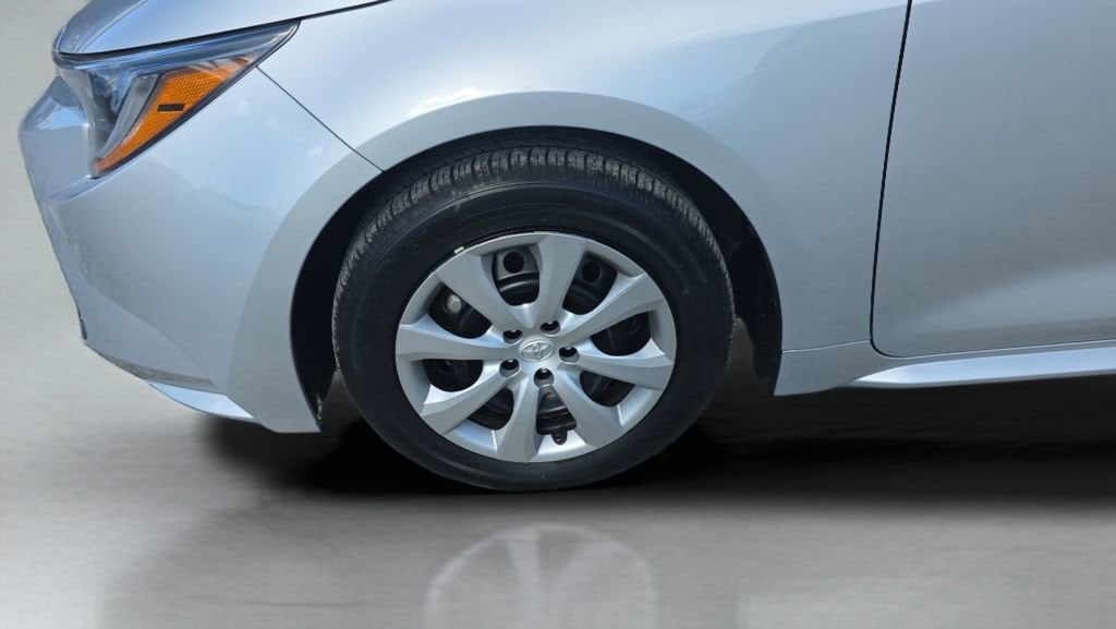 2024 Toyota Corolla LE - Photo 6