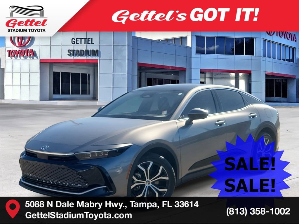 2024 Toyota Crown Limited's photo