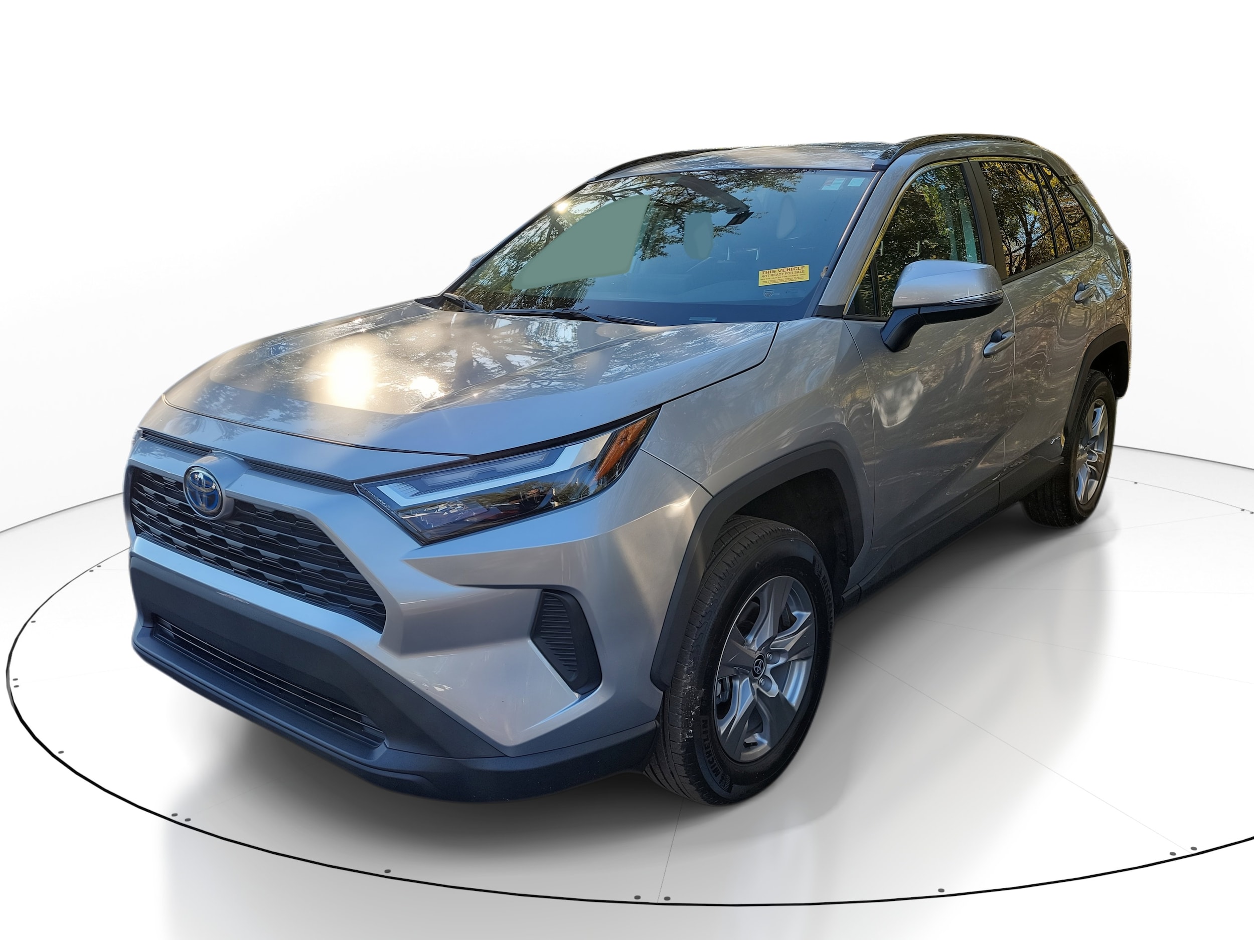 2022 Toyota RAV4 XLE's photo