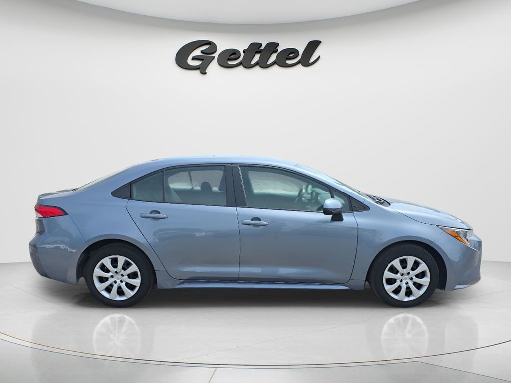 Used 2025 Toyota Corolla LE Sedan