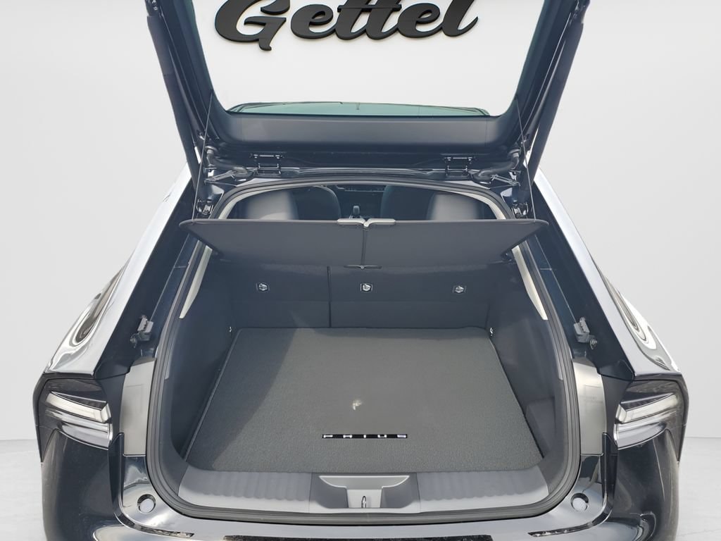 2026 Toyota Prius Plug-in Hybrid XSE Premium - Photo 8
