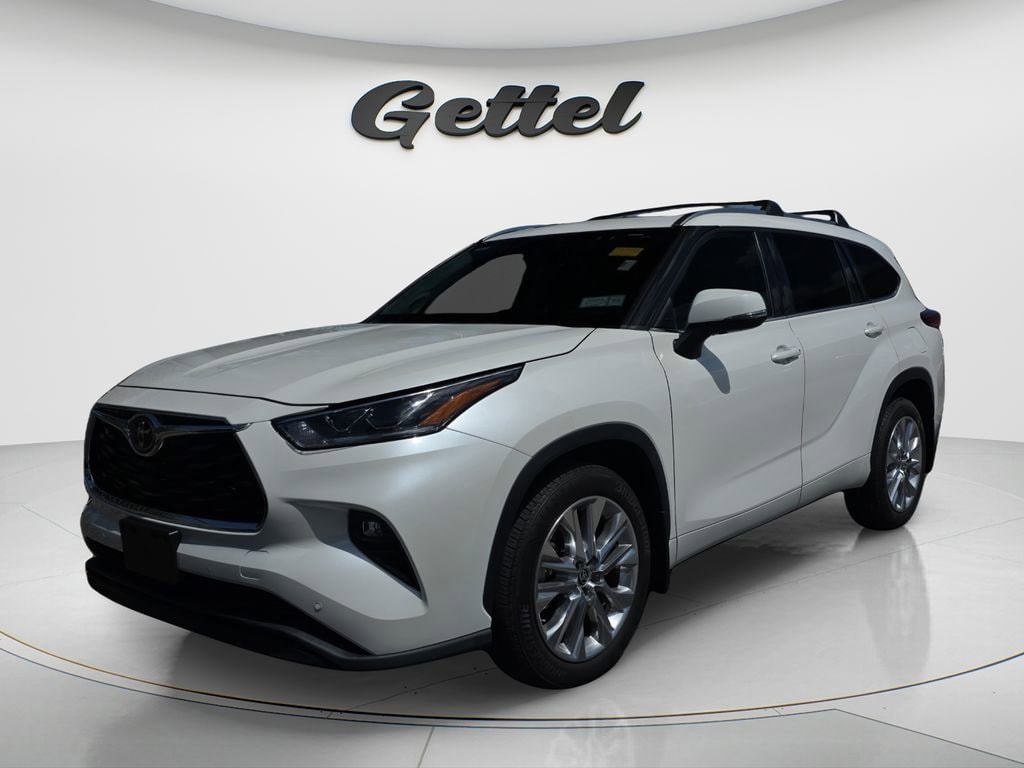 Certified 2021 Toyota Highlander Limited SUV