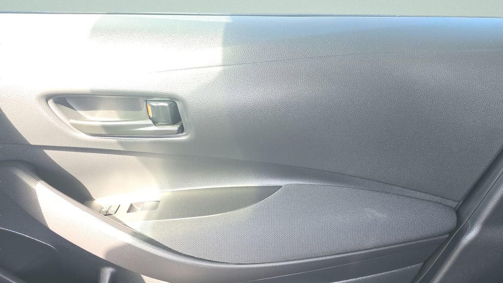 2024 Toyota Corolla LE - Photo 12
