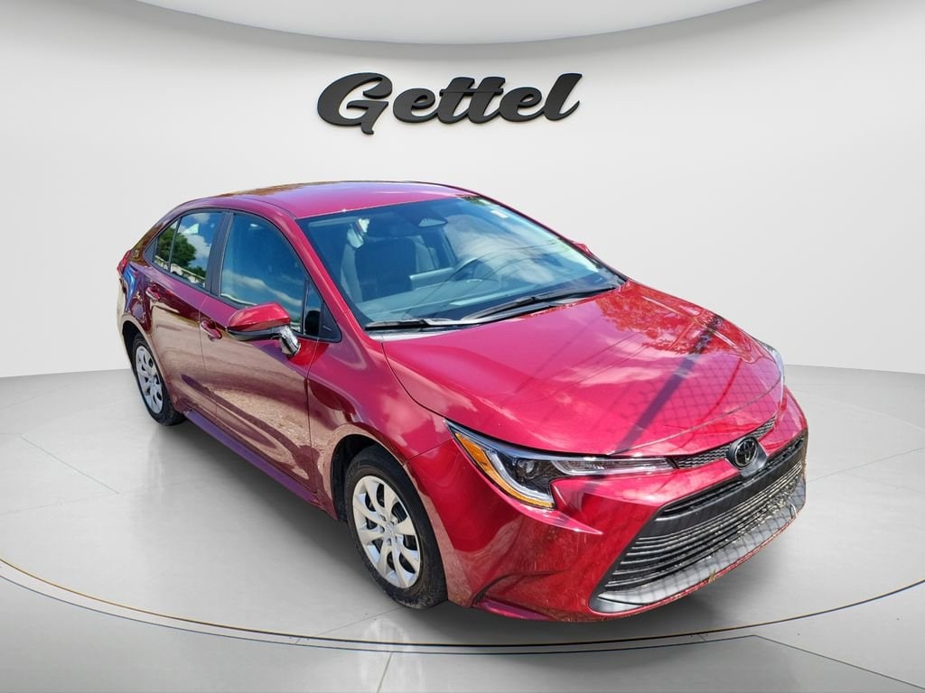 Used 2025 Toyota Corolla LE Sedan