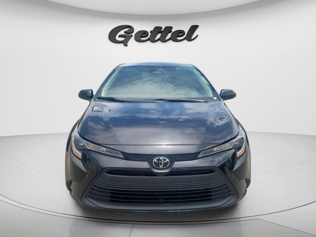 Used 2023 Toyota Corolla LE Sedan