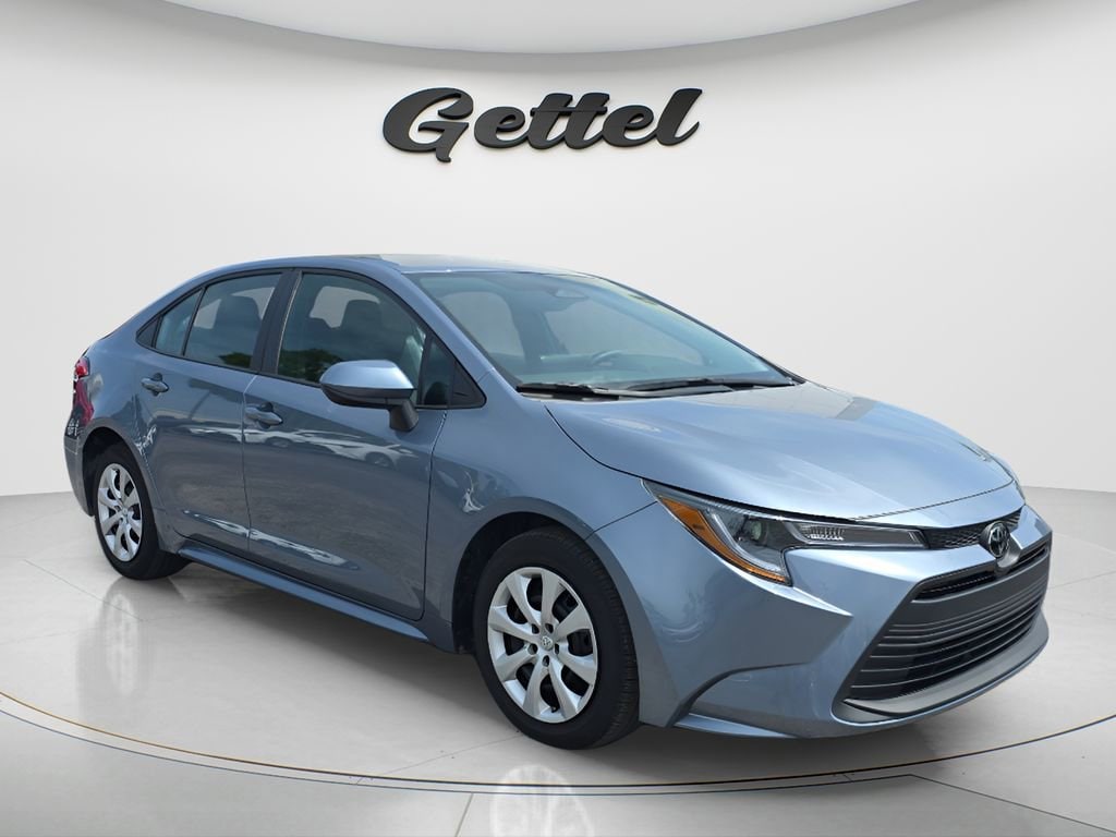 Used 2025 Toyota Corolla LE Sedan