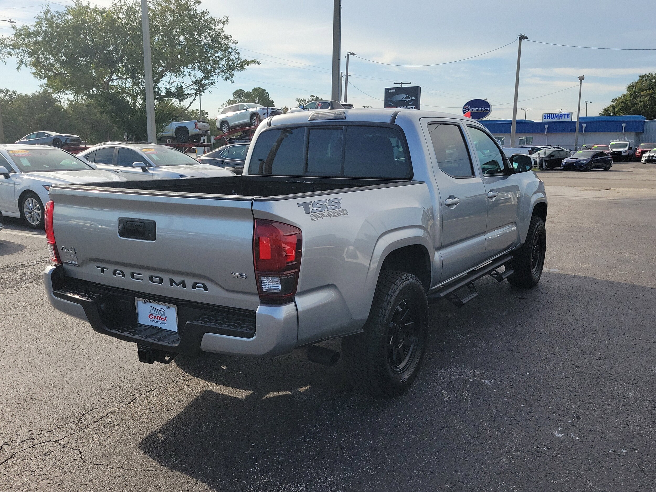 2023 Toyota Tacoma SR V6 photo 2