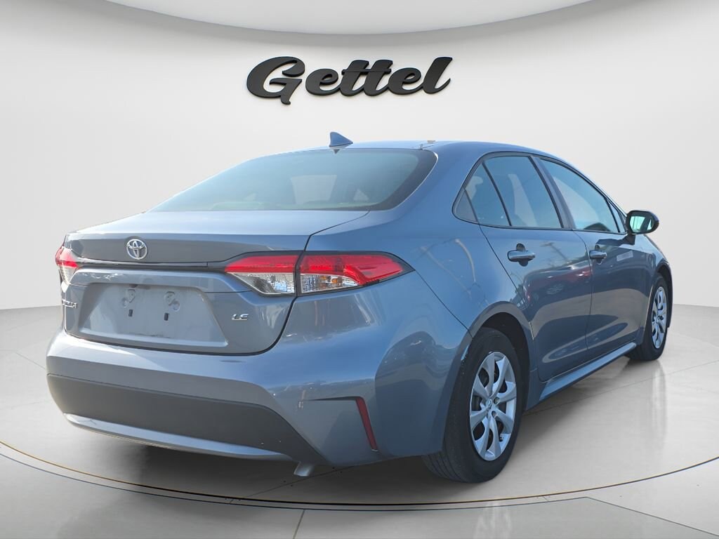 Used 2021 Toyota Corolla LE Sedan
