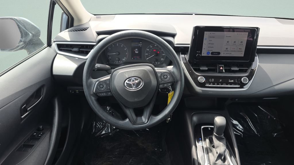 2025 Toyota Corolla LE - Photo 12