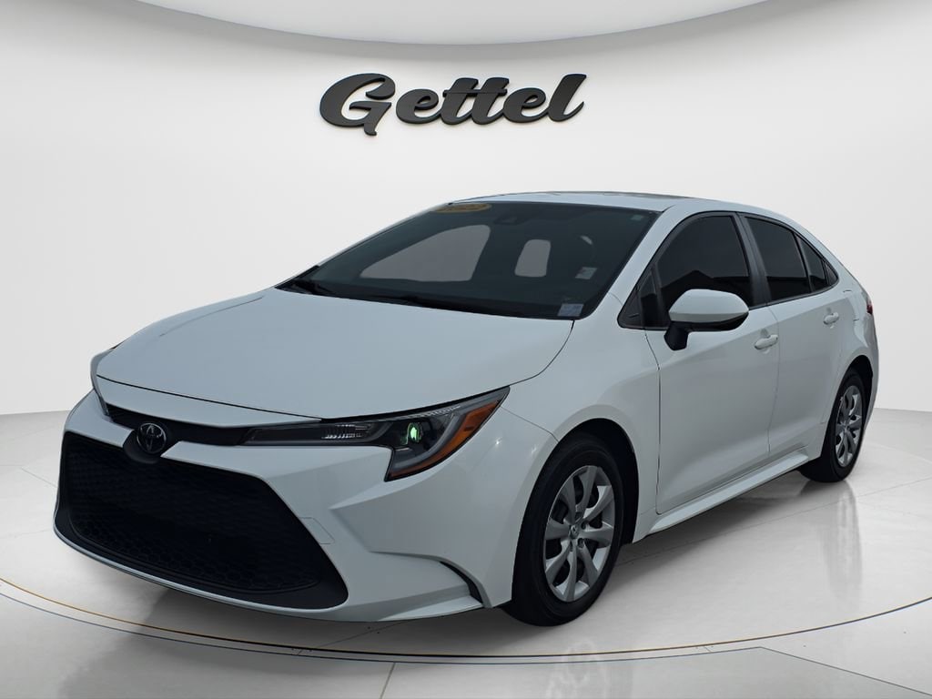 Used 2022 Toyota Corolla LE Sedan