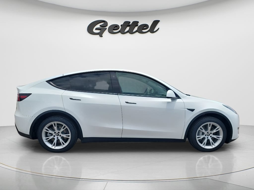 Used 2023 Tesla Model Y Long Range SUV