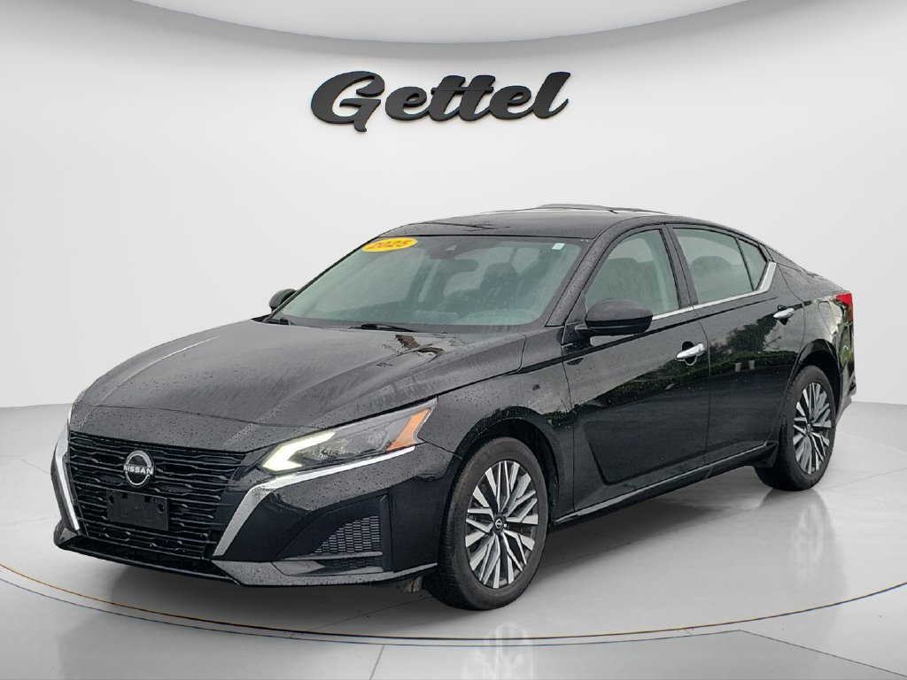 2025 Nissan Altima SV Sedan