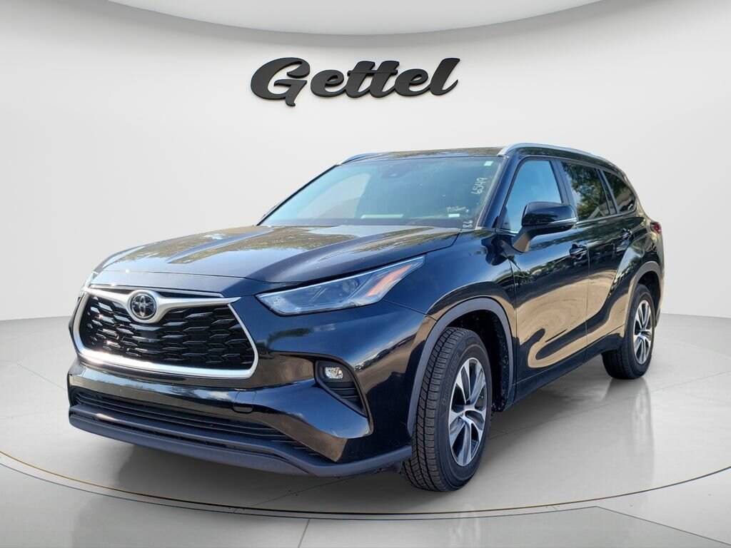 Certified 2023 Toyota Highlander XLE SUV