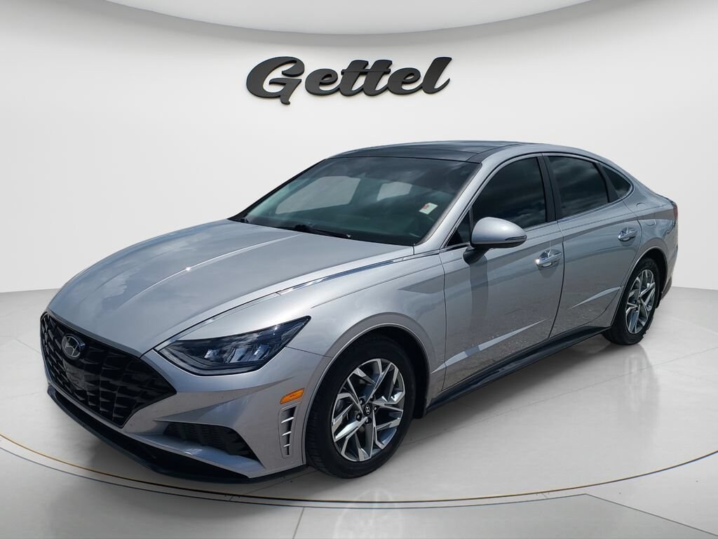 Used 2023 Hyundai Sonata SEL Sedan
