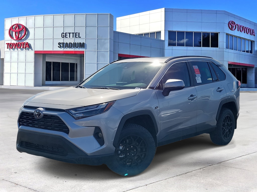New 2025 Toyota RAV4 XLE SUV
