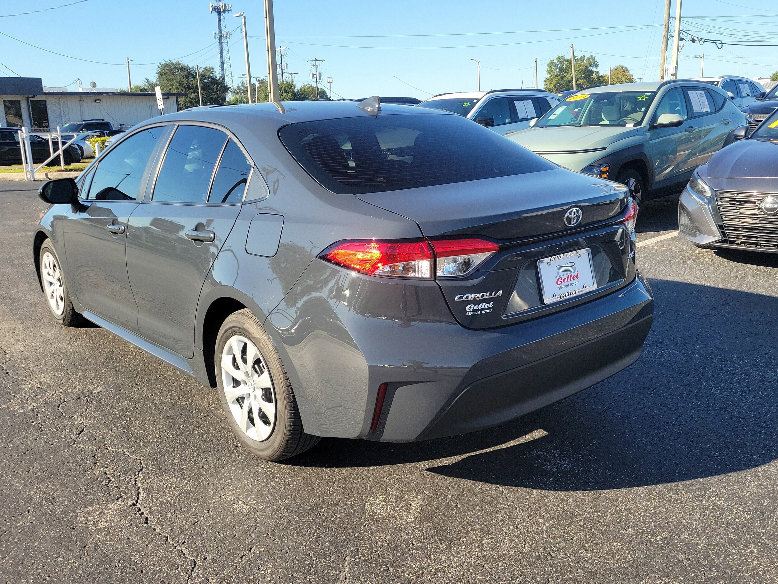 2024 Toyota Corolla LE photo 4