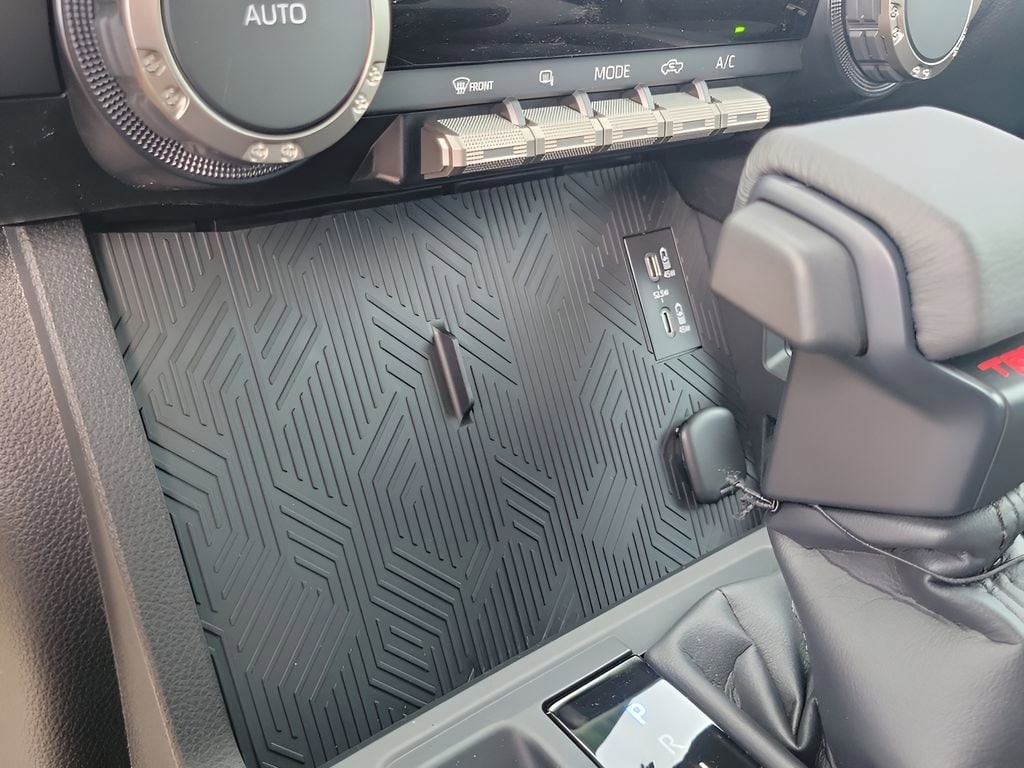 2025 Toyota Tacoma TRD Sport - Photo 22