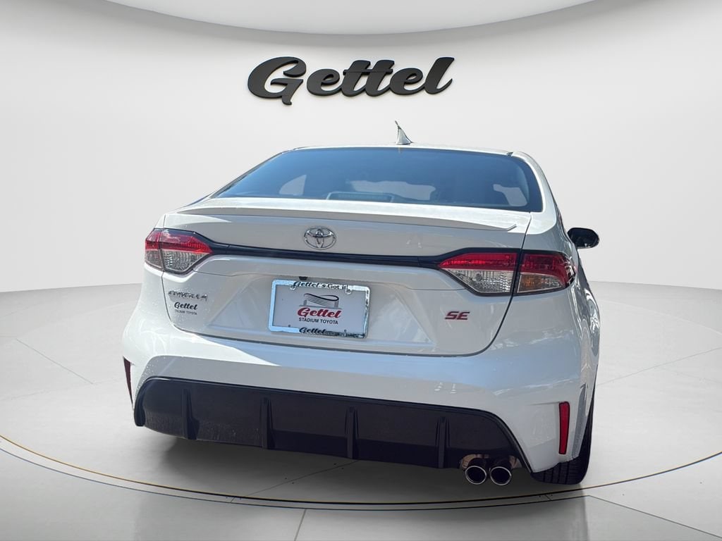 2026 Toyota Corolla SE - Photo 6