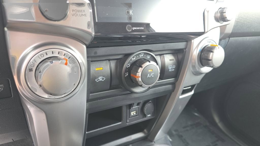 2023 Toyota 4Runner SR5 Premium - Photo 20