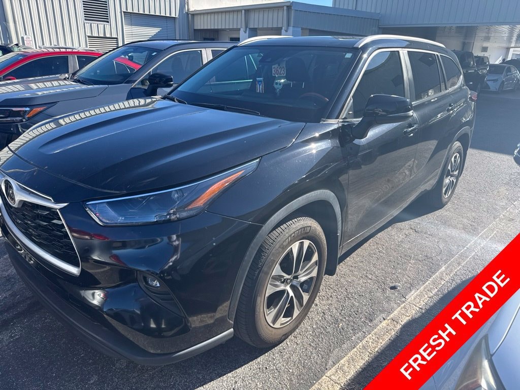 Used 2024 Toyota Highlander XLE SUV